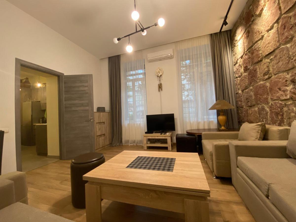 Nice Loft On Uznadze Street Tbiliszi Kültér fotó