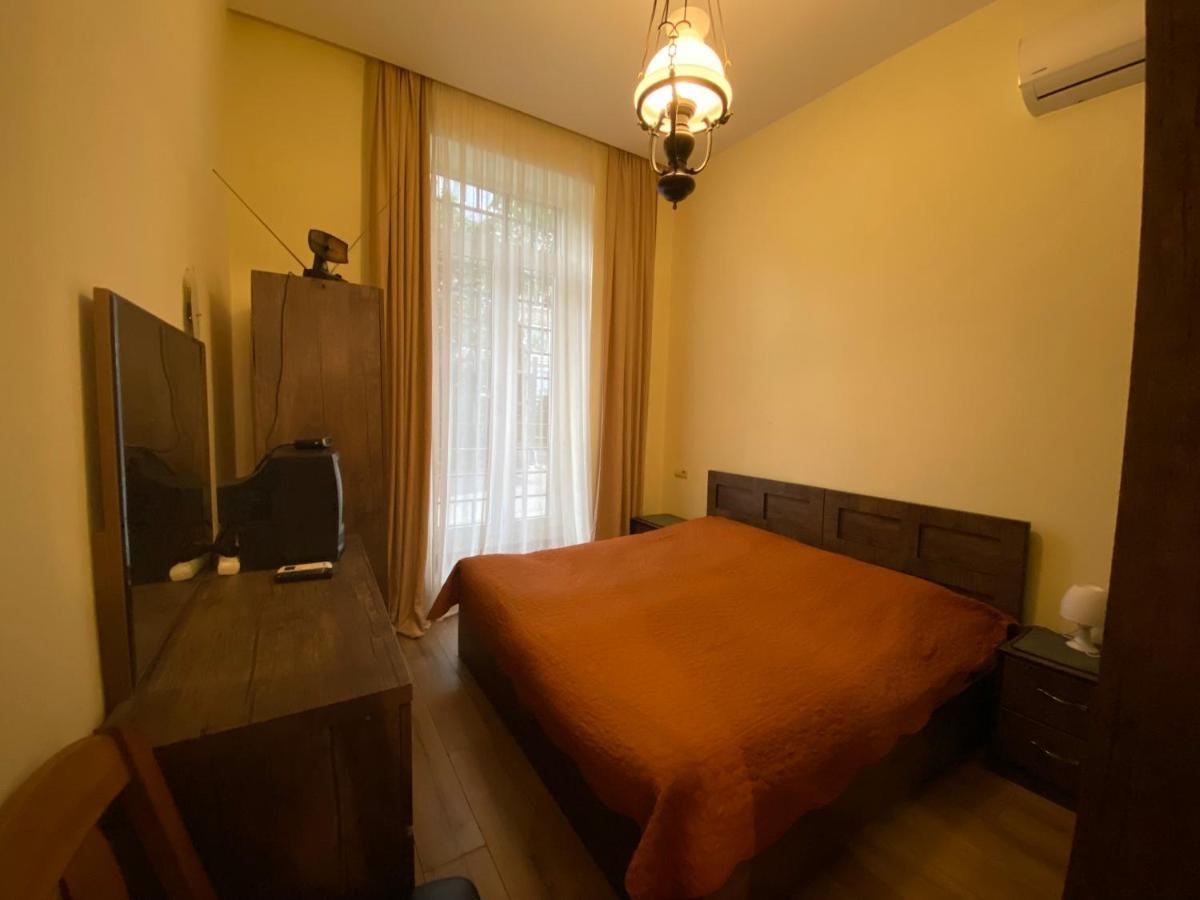 Nice Loft On Uznadze Street Tbiliszi Kültér fotó